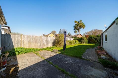 2 bedroom bungalow for sale