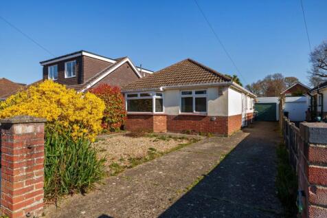 2 bedroom bungalow for sale