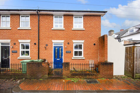 Castle Street, Southborough 2 bed end of terrace house for sale