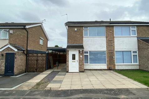 2 bedroom semi-detached house for sale