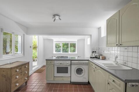 Lower Richmond Road, East Sheen, SW14 3 bed semi
