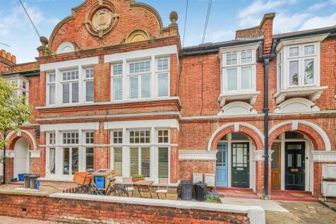 Cowley Road, Mortlake, London, SW14 2 bed maisonette for sale