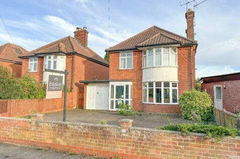 3 bedroom detached house for sale