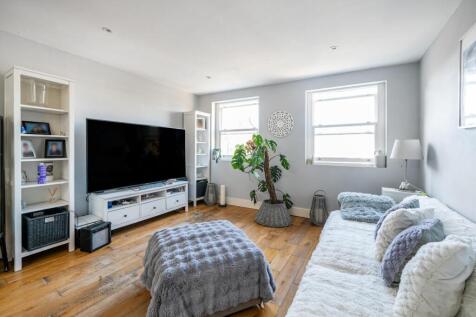 Coopers Yard, Crystal Palace, London... 3 bed detached house for sale