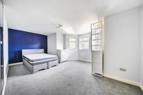 Norbury Avenue, Thornton Heath... 1 bed flat for sale