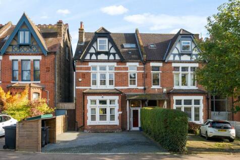 Auckland Road, Crystal Palace 6 bed semi