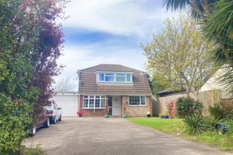 Fernhurst Close, Hayling Island, PO11 4 bed detached house for sale