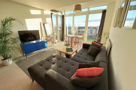 Langley walk, Birmingham, B15 2 bed flat for sale