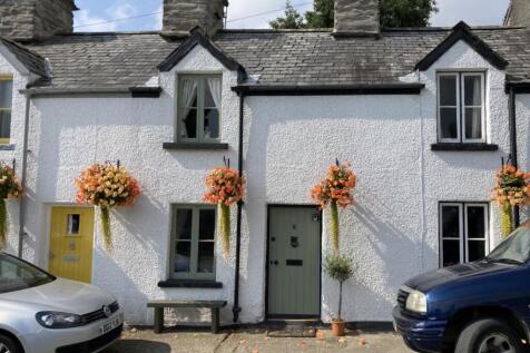 Church Street, Bala, LL23 2 bed terraced house for sale