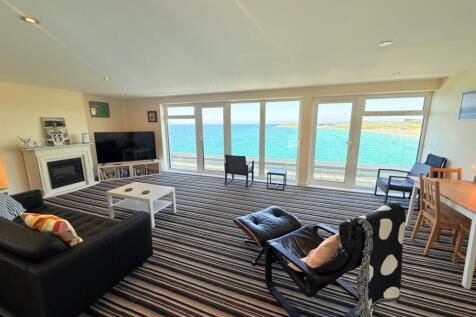 270 North, Esplanade Road, Newquay TR7 2 bed flat for sale