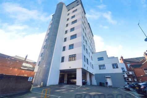 Station Road, Aldershot, Hampshire 1 bed apartment for sale