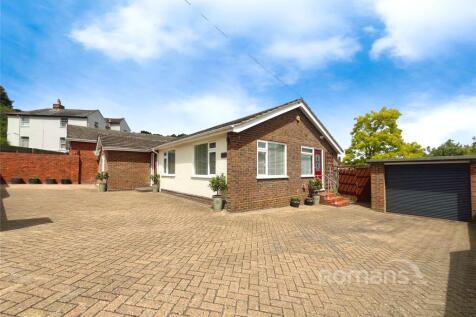 4 bedroom bungalow for sale