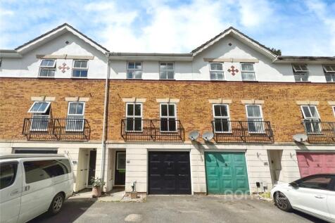 Hawker Road, Ash Vale, Aldershot 4 bed terraced house for sale