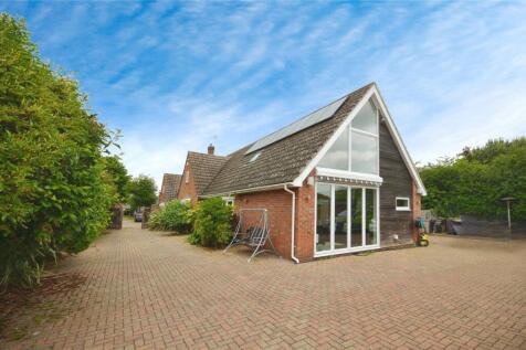 London Road, Copford, Colchester... 3 bed house for sale