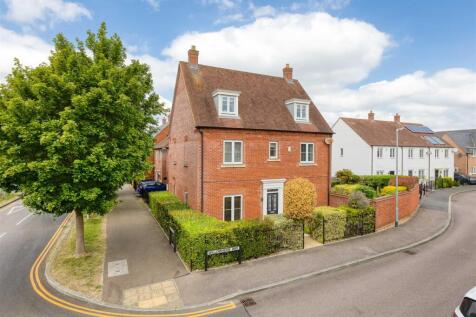 Tansy Avenue, Stotfold, SG5 4GJ 5 bed end of terrace house for sale