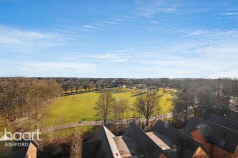 Leacon Road, Ashford 2 bed apartment for sale