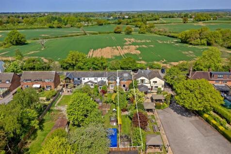 Tyttenhanger Green, Tyttenhanger 3 bed house for sale