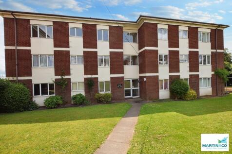 2 bedroom ground floor flat for sale