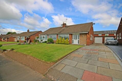 2 bedroom semi-detached bungalow for sale