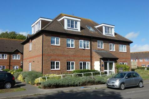 Darlington Walk, Rustington BN16 3 bed apartment for sale