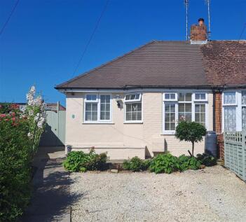 2 bedroom semi-detached bungalow for sale