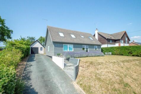 Newmarket Road, Newmarket CB8 3 bed detached house for sale