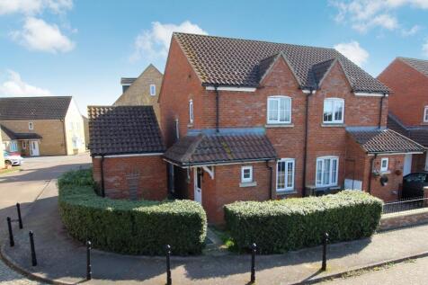 2 bedroom semi-detached house for sale