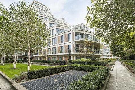 3 bedroom flat for sale