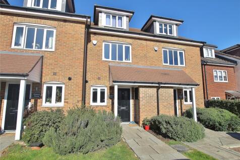 Onslow Place, Woking GU24 3 bed terraced house for sale