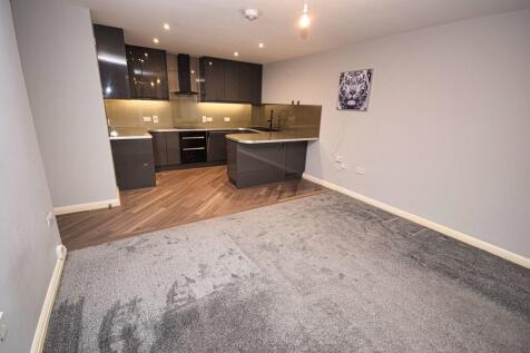 1 bedroom ground floor flat for sale
