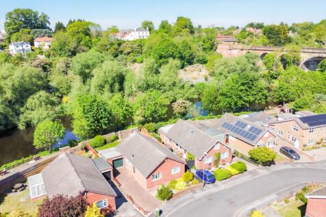 West End Gardens, Yarm TS15 2 bed bungalow for sale