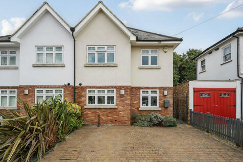 4 bedroom semi-detached house for sale