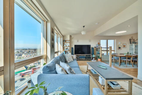 2 bedroom penthouse for sale