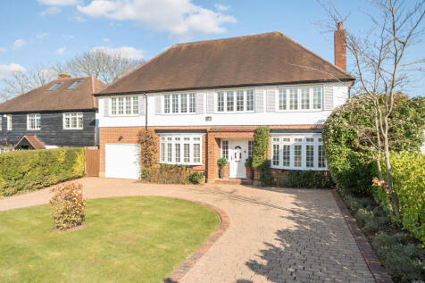 5 bedroom detached house for sale