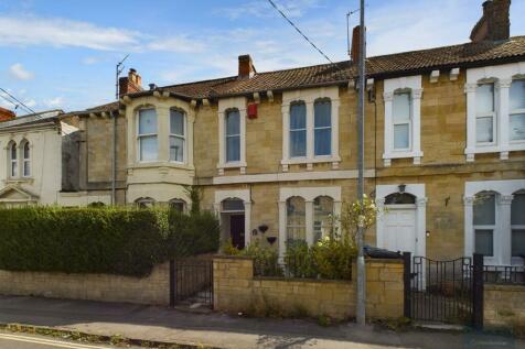 Gloucester Road, Trowbridge BA14 2 bed terraced house for sale