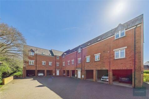 Vinescroft, Nr Trowbridge BA14 2 bed apartment for sale