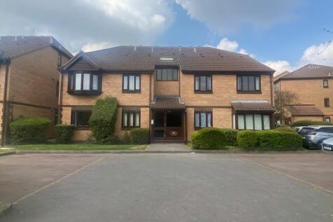 Marwell Close, Romford 2 bed maisonette for sale