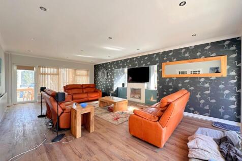 Keyham Close, Leicester LE5 3 bed detached house for sale