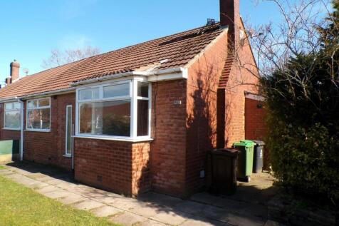 2 bedroom semi-detached bungalow for sale