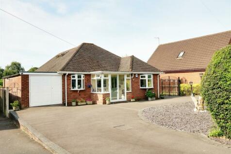 3 bedroom detached bungalow for sale