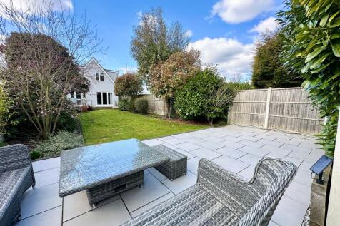 Stock Road, Billericay CM12 4 bed link detached house for sale