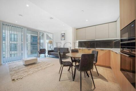 Bouchon Point, Cendal Crescent, E1 2 bed apartment for sale