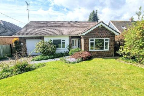 2 bedroom detached bungalow for sale