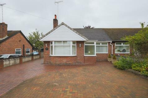 2 bedroom semi-detached bungalow for sale