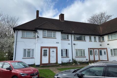 Hook Rise North, Surbiton, Surrey. KT6 2 bed maisonette for sale