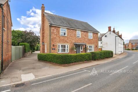 Main Street, Milton Keynes MK17 4 bed detached house for sale