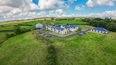 4 bedroom semi-detached villa for sale