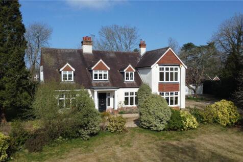 6 bedroom detached house for sale