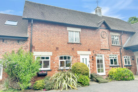 2 bedroom barn conversion for sale