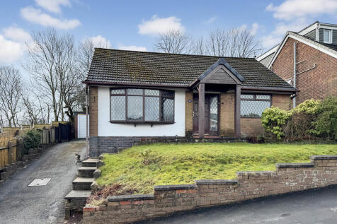 4 bedroom detached bungalow for sale